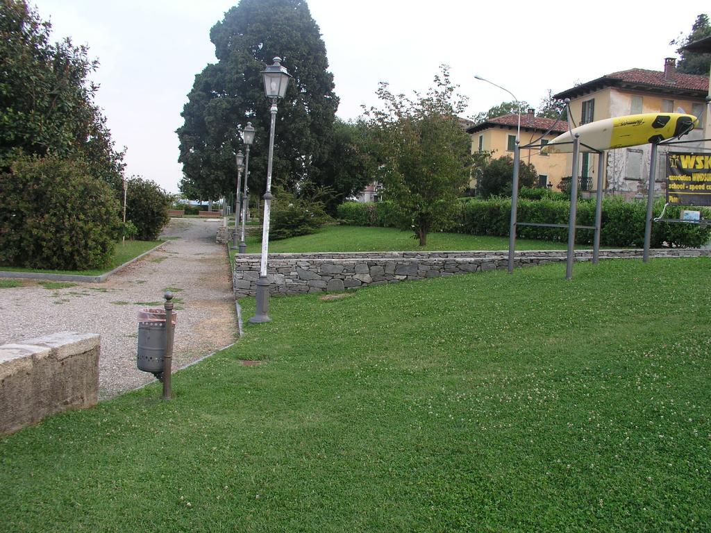 Villa Martelli Belgirate Eksteriør billede